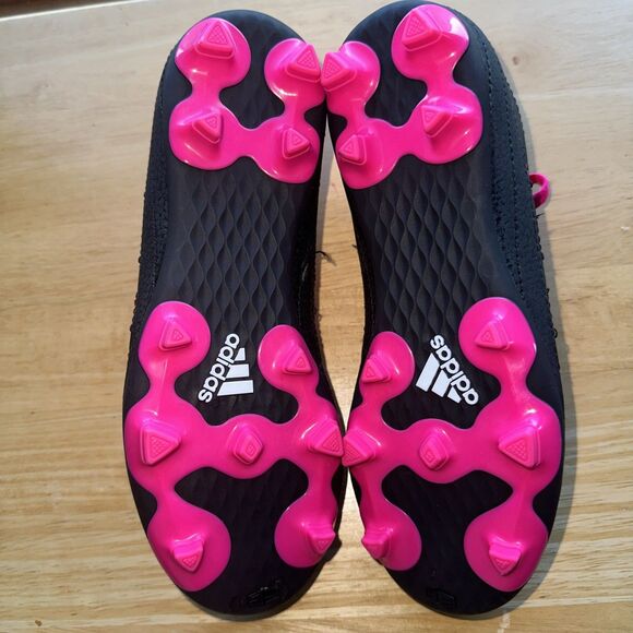 Kids Youth Size 2 Adidas Pink Black Lace Up Soccer Sports Cleats - Picture 4 of 5